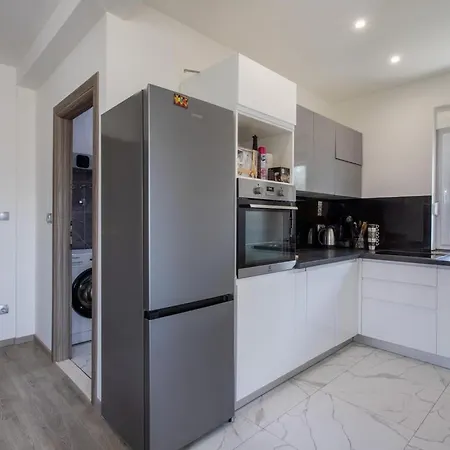 Apartment With A Parking Space Kastel Stari, - 22590